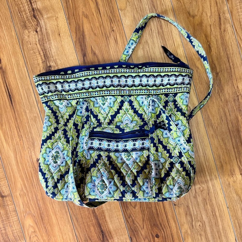 Vera Bradley Bags - Picture 8 of 15